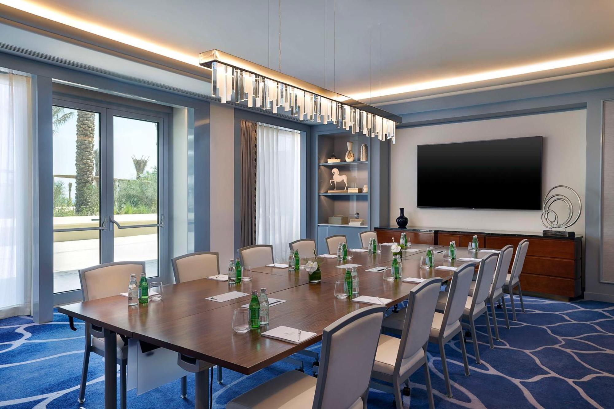 Waldorf Astoria Doha Lusail Kültér fotó Boardroom