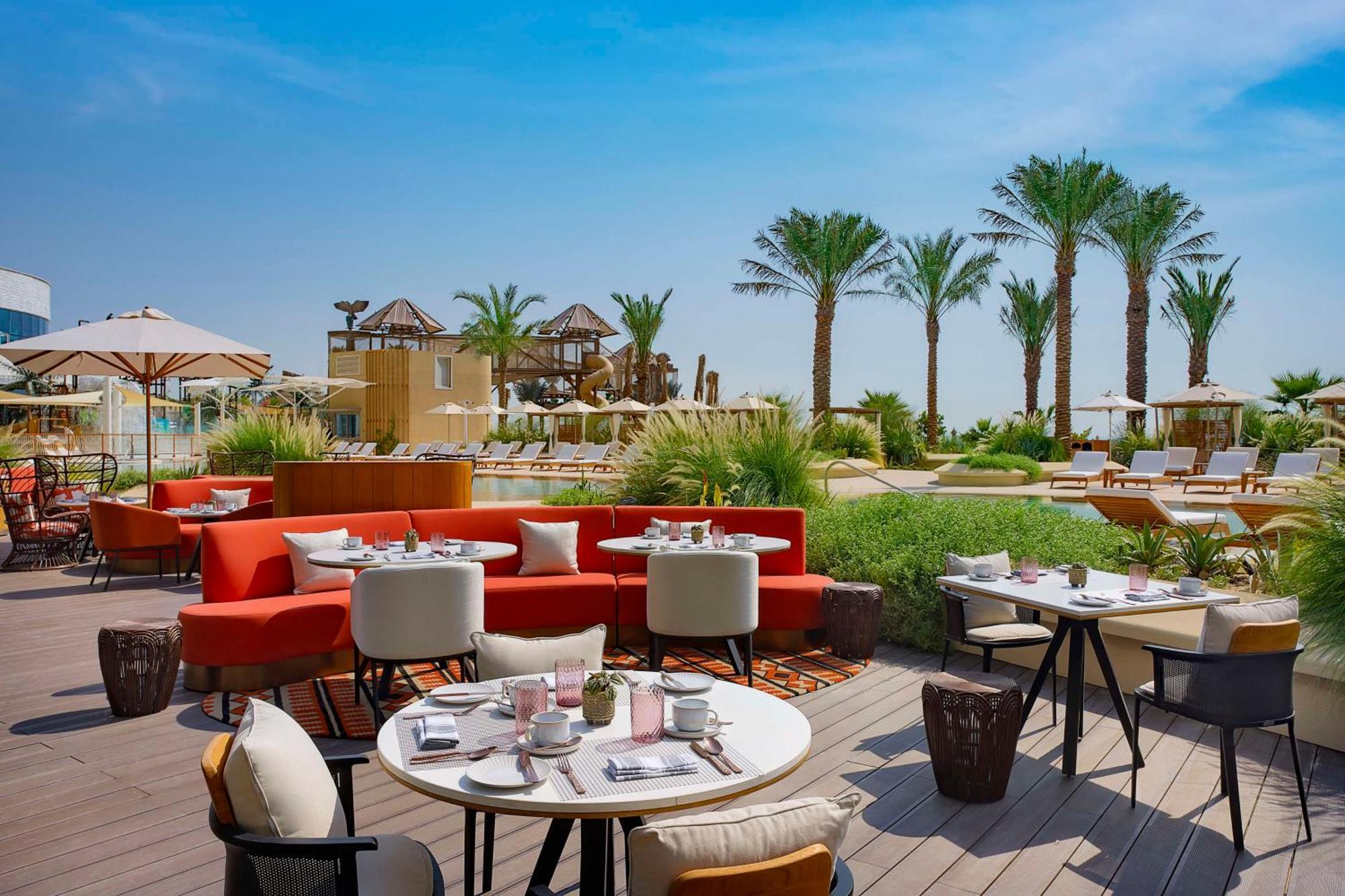 Waldorf Astoria Doha Lusail Kültér fotó The Deck